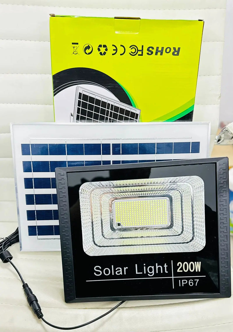 SOLARNI LED REFLEKTORI S DALJINSKIM UPRAVLJAČEM 100W/200W/300W Top Proizvodi