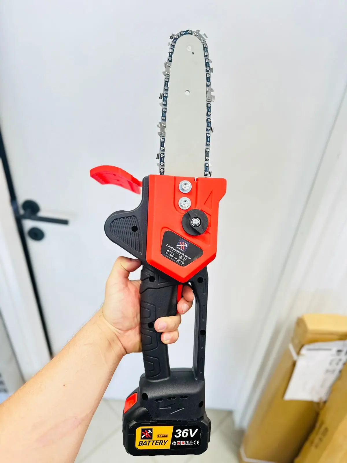 AKU PILA 8 INCH SA X2 BATERIJE 36V HAMMER TOOLS Top Proizvodi