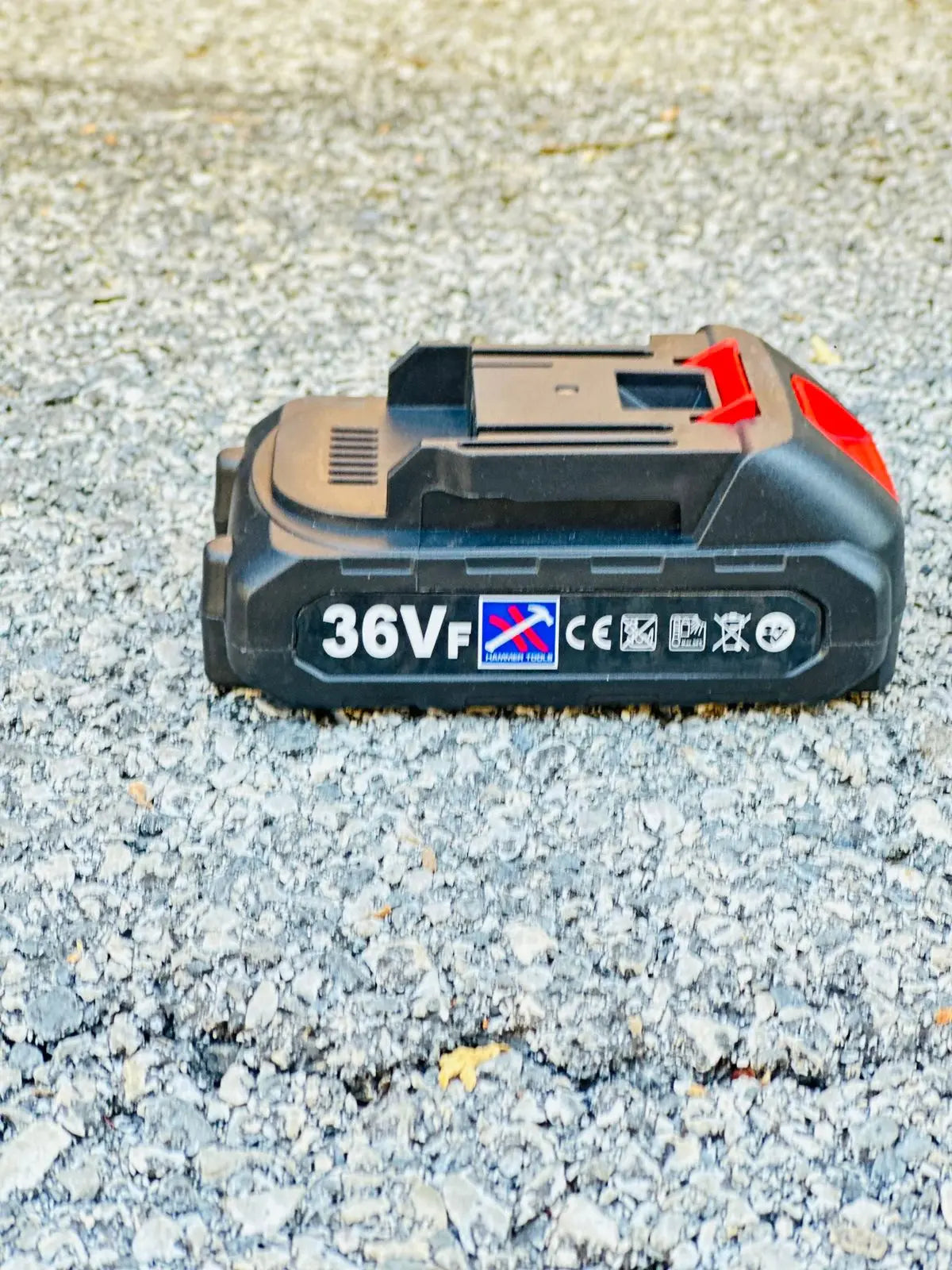 UNIVERZALNA BATERIJA 36V HAMMER TOLLS ZA AKU BUŠILICE,AKU BRUSILICE,AKU TRIMERE,AKU PILE,AKU MINIWASH,AKU UBODNA PILA,AKU PUHAČ LIŠĆA IDR Top Proizvodi